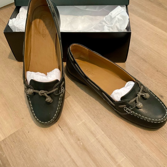 Sebago Black Leather Loafers - Picture 1 of 4